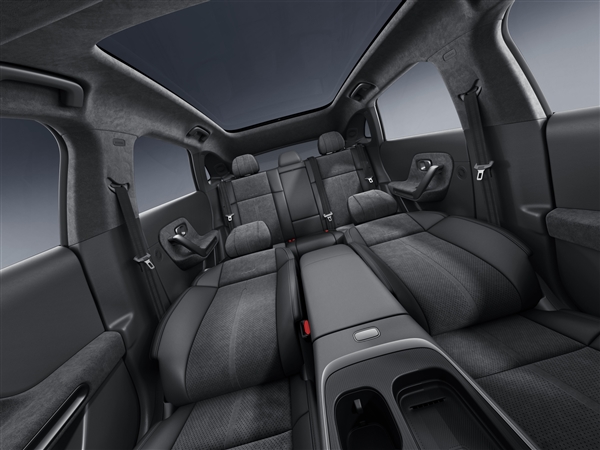 新势力纯电&ldquo;高尔夫&rdquo; 零跑Lafa5内饰官图发布：战斗感极强