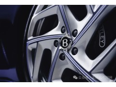 宾利巴图尔敞篷车#4首次采用3D打印铂金部件
