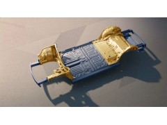 2026款小鹏P7+成为全球首款搭载16000吨压铸机一体式压铸后地板车型